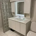 Appartement Sokkelleilighet Med 3 Soverom